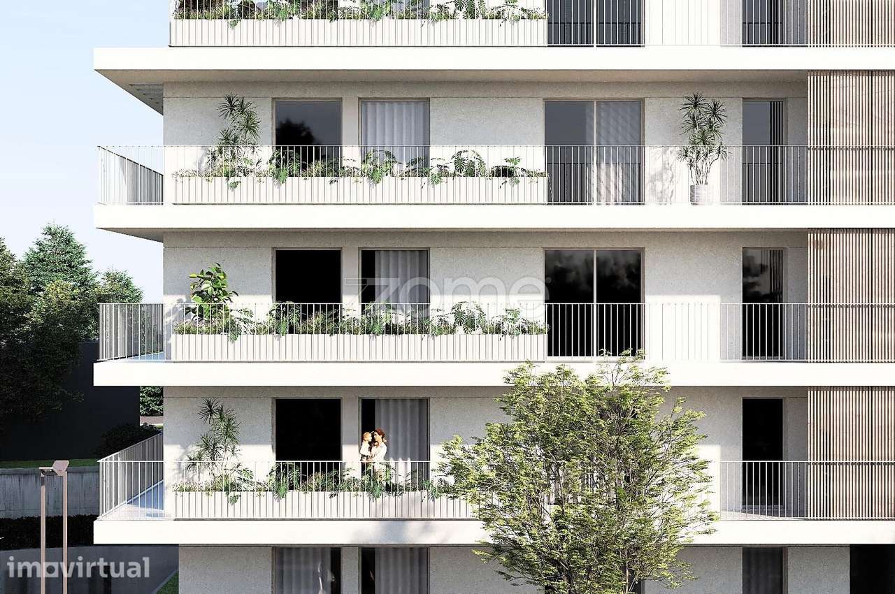 Apartamento T2 com garagem e varanda em S. Vicente - Grande imagem: 2/17