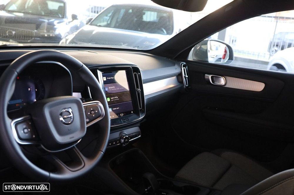 Volvo XC 40 2.0 B3 Core - 16