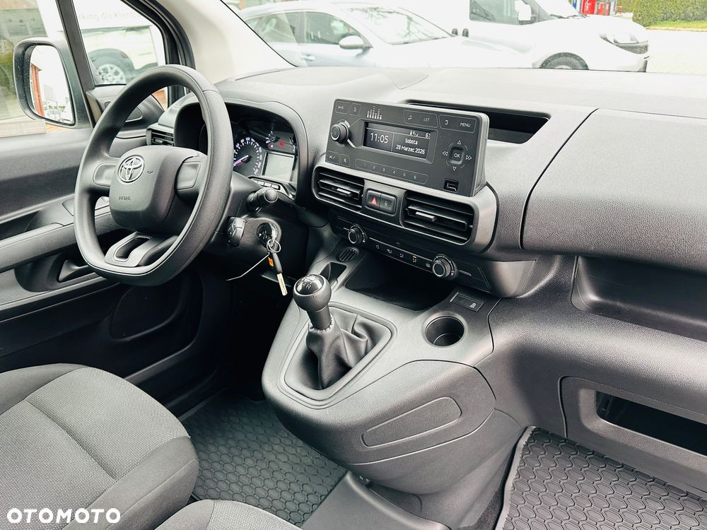 Toyota Proace City 1.5 D-4D  2,3t Active - 23
