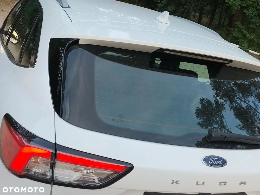 Ford Kuga - 11
