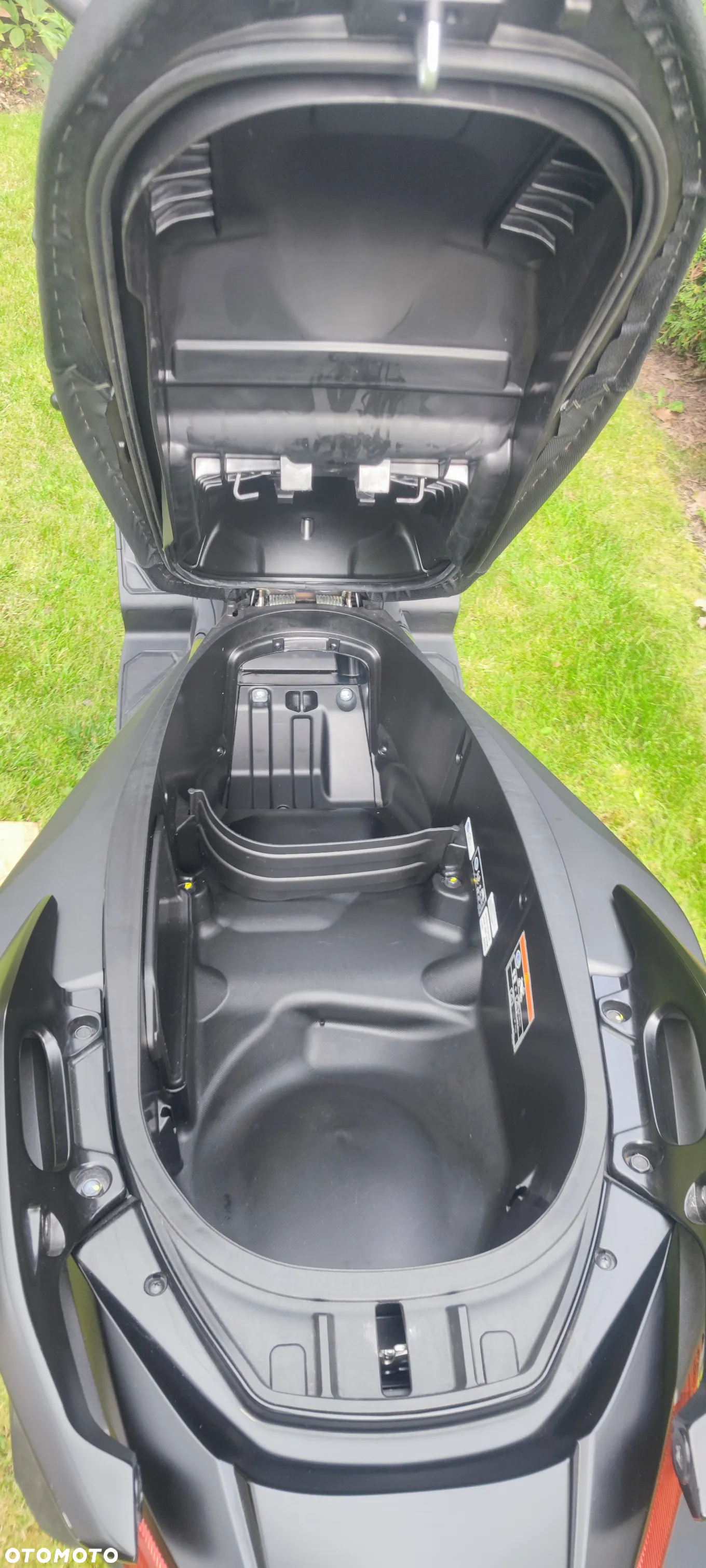 Honda NSS - 11