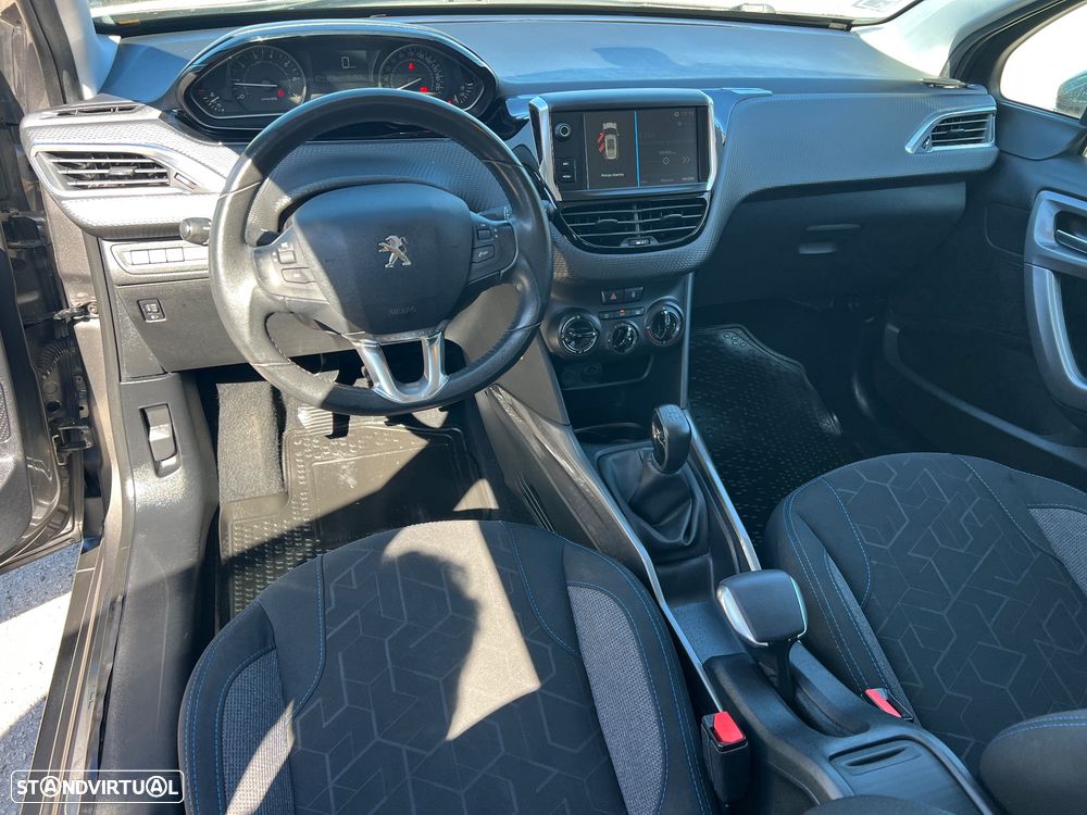 Peugeot 2008 1.2 PureTech Style - 10