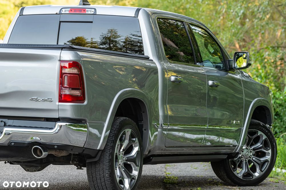 Dodge RAM 1500 5.7 4x4 - 18