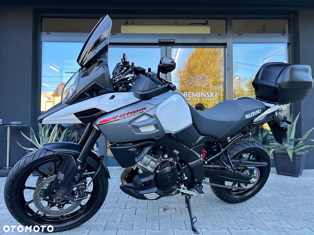 Suzuki DL - 20