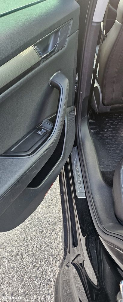 Skoda Superb 2.0 TDI DSG Style - 17