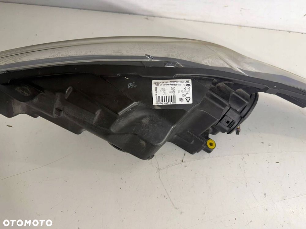lampa prawy przód prawa przednia ford fiesta mk7 eu - 10