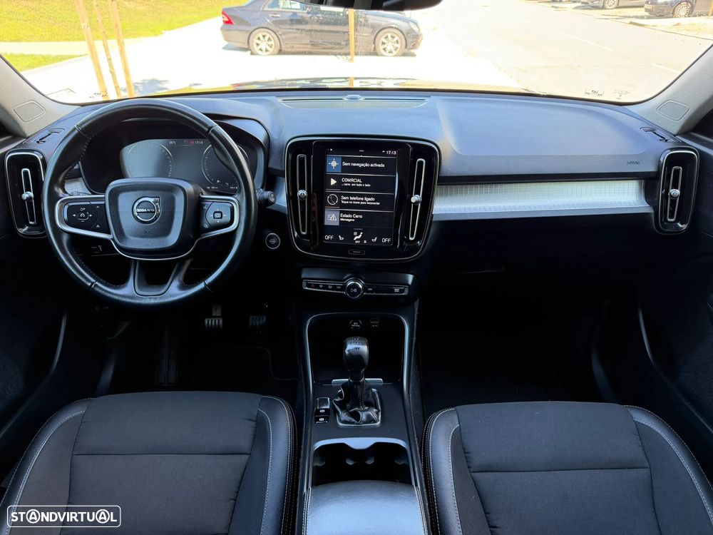 Volvo XC 40 T3 Momentum - 7