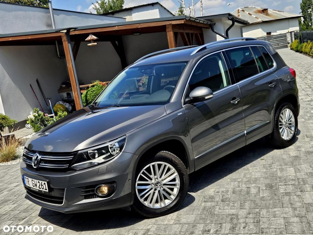 Volkswagen Tiguan 2.0 TDI DPF 4Motion BlueMotion Technology DSG Exclusive - 4