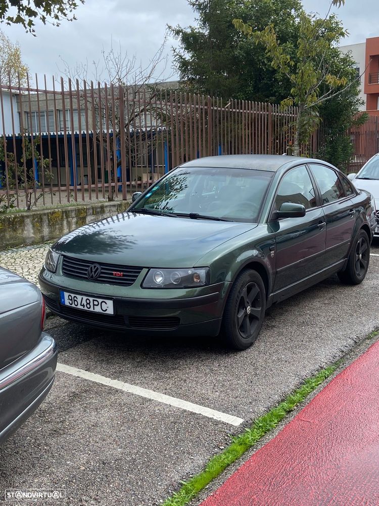 VW Passat 1.9 GL TDI - 2