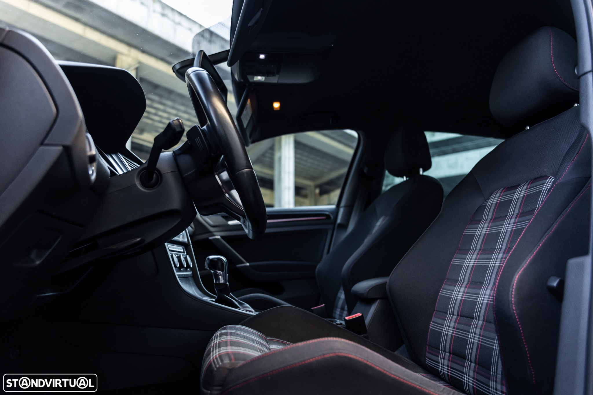VW Golf 2.0 TSi GTi DSG Performance - 15