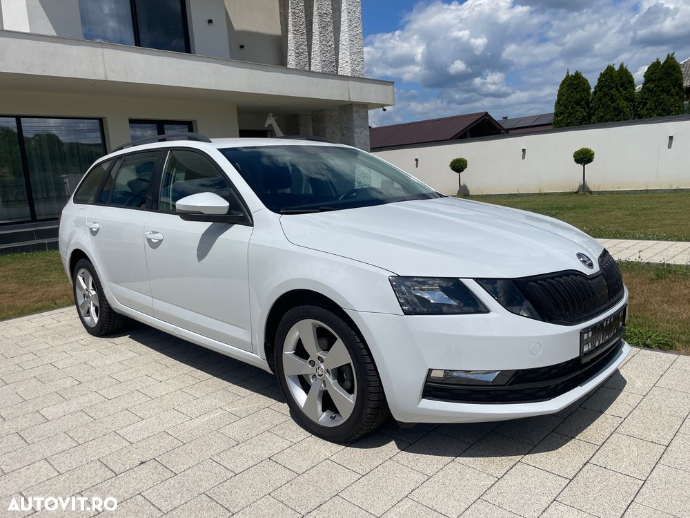 Skoda Octavia 1.6 TDI DSG Style - 27