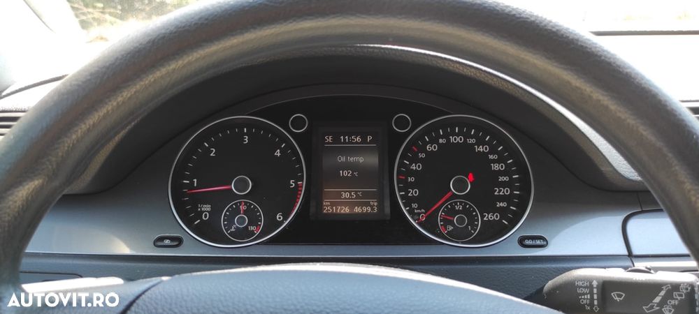 Volkswagen Passat 2.0 TDI Comfortline DPF DSG - 21