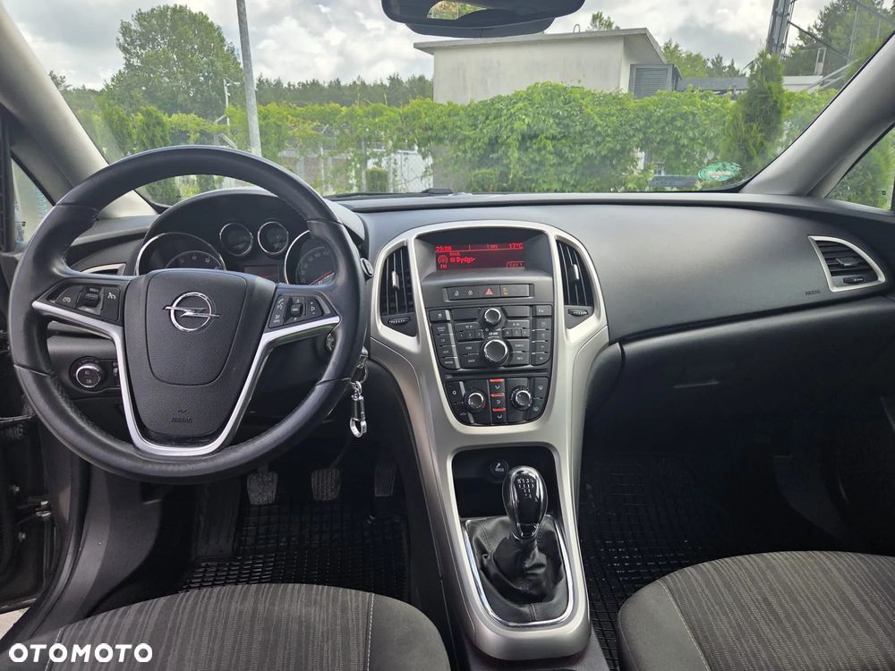 Opel Astra - 11