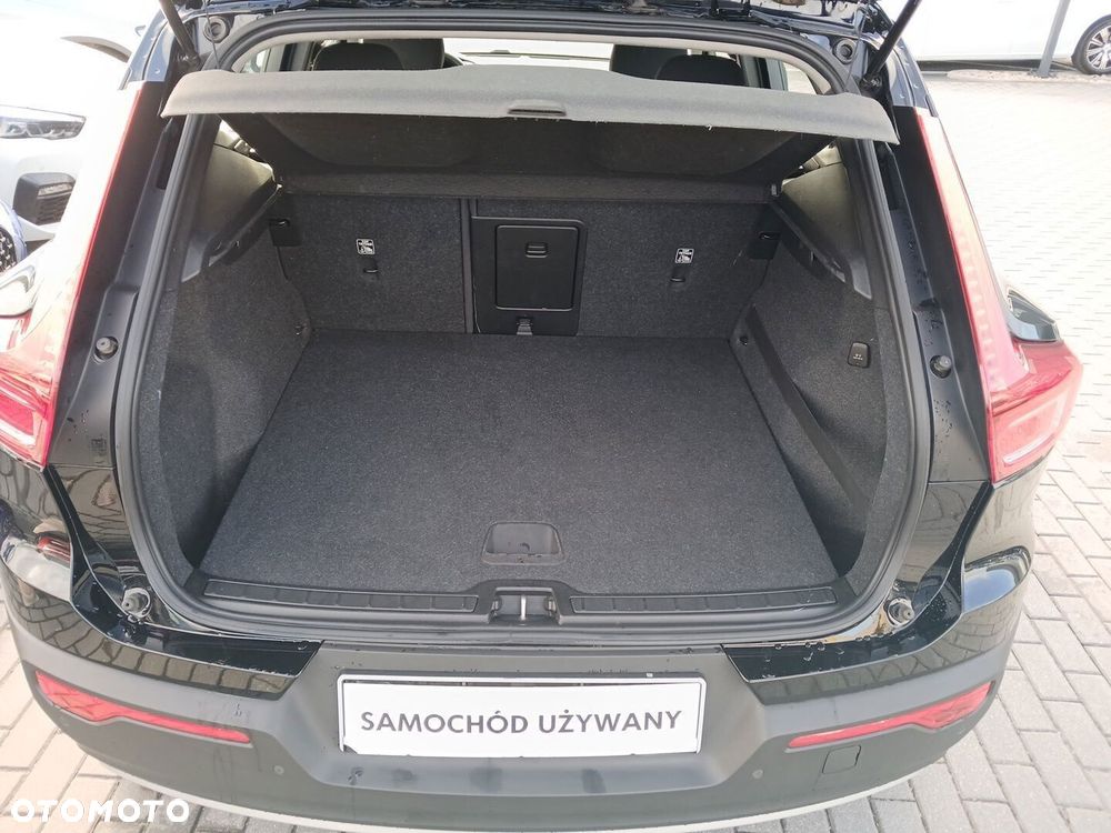 Volvo XC 40 T3 Momentum - 27