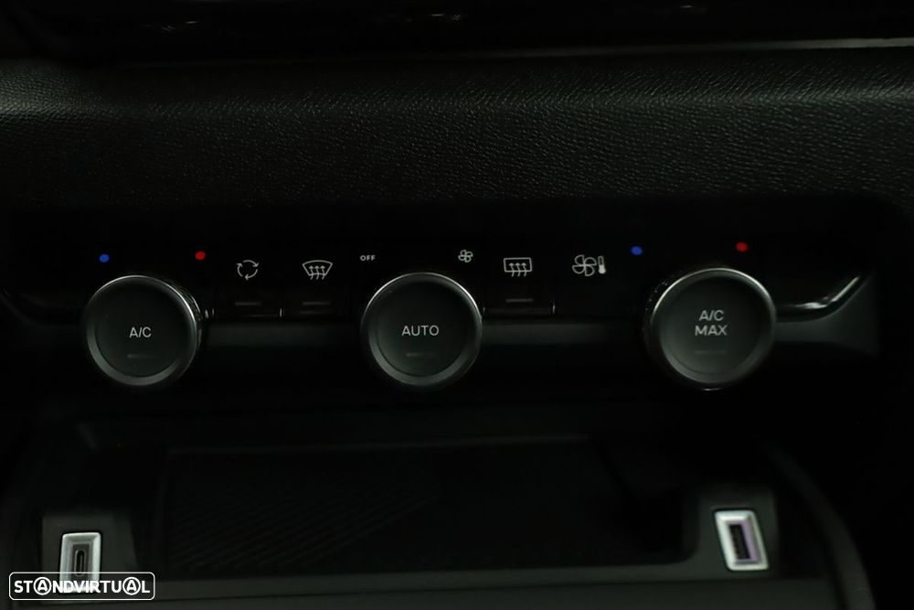 Citroën C4 1.2 PureTech Plus EAT8 - 12