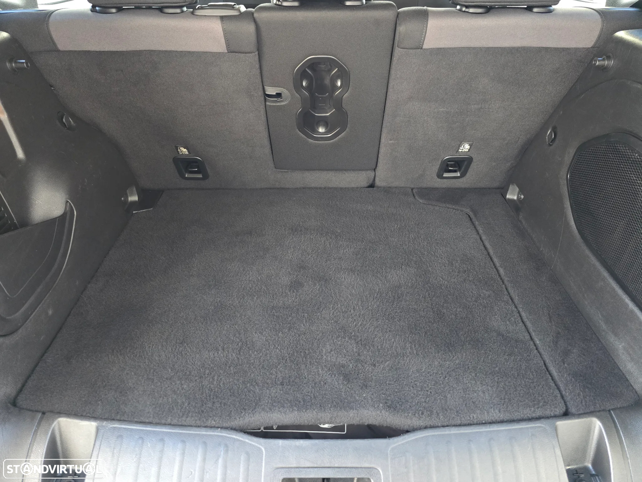 Jeep Renegade 1.3 TG 4Xe Upland - 13