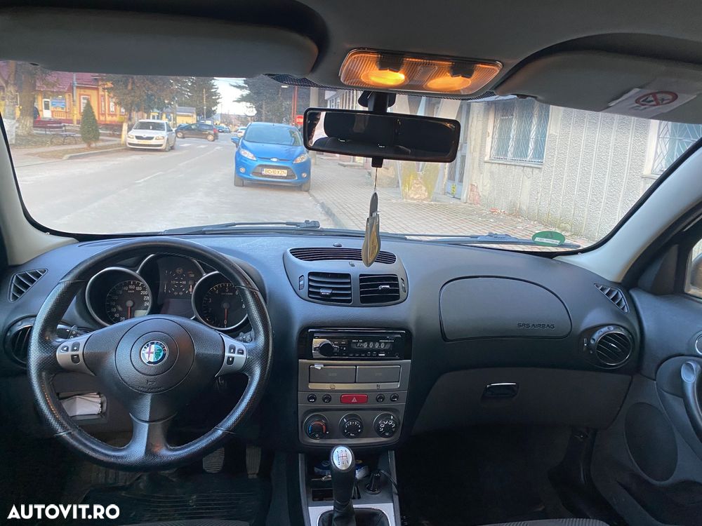 Volkswagen Passat 2.0 TDI DPF DSG Highline - 16