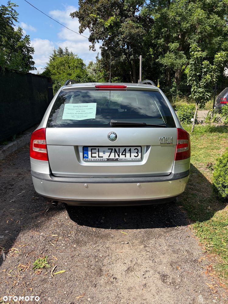 Skoda Octavia 1.6 Combi - 5