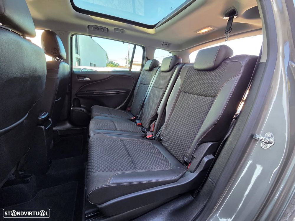 Opel Zafira 1.6 CDTi Innovation S/S - 10