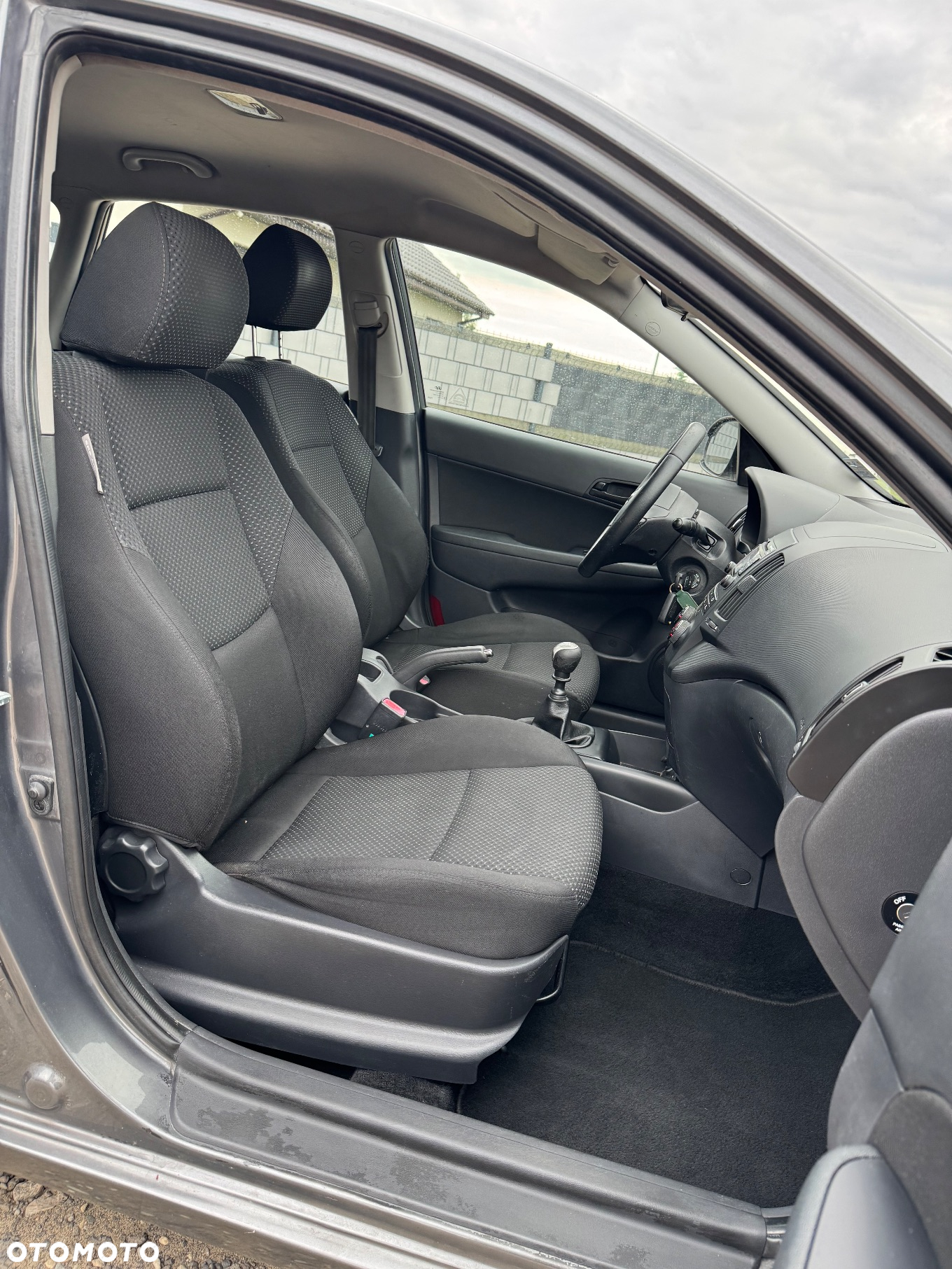 Hyundai i30 1.4 Base + EU5 - 17
