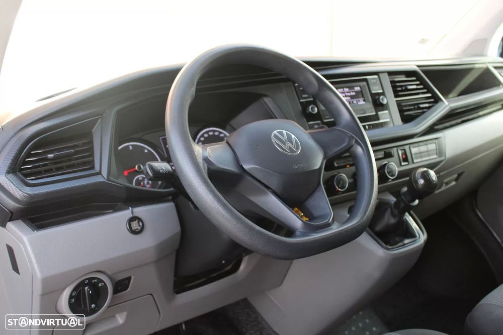 VW Transporter 2.0 TDI Confortline Extra AC - 18