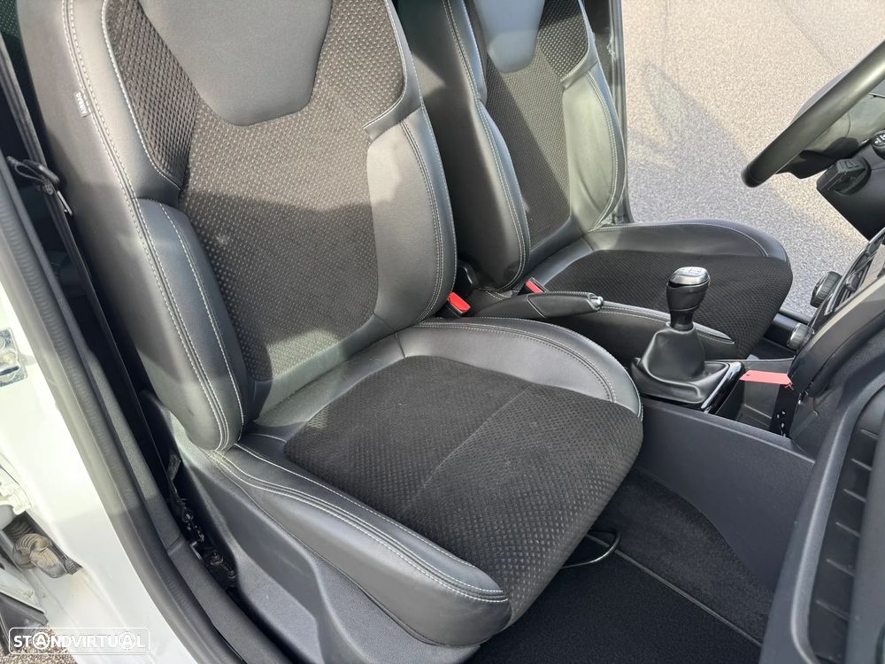 Renault Clio ENERGY TCe 90 Start & Stop Intens - 28