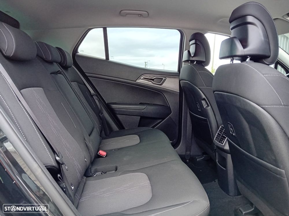 Kia Sportage 1.6 T-GDI Drive - 13