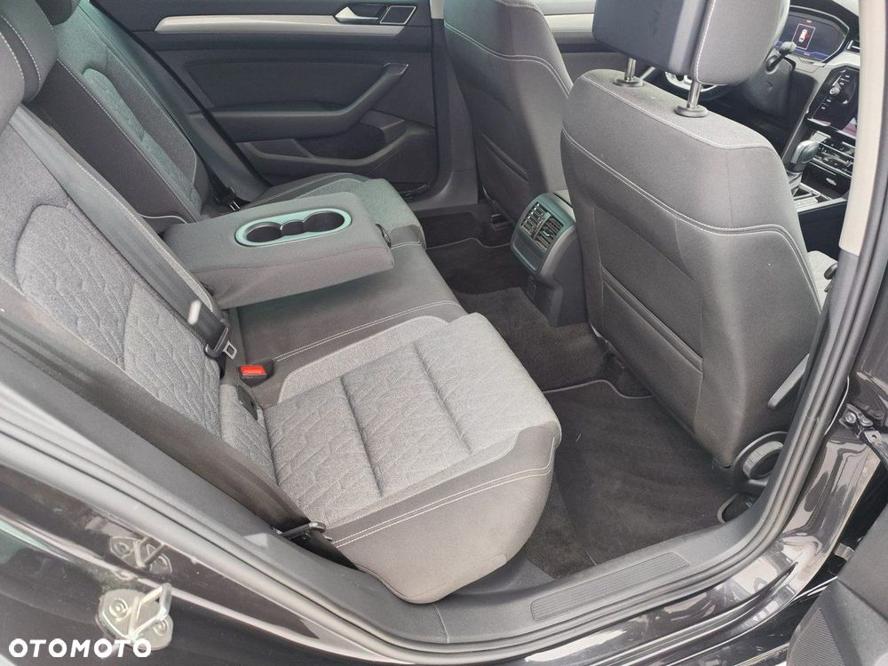 Volkswagen Passat Variant 1.5 TSI EVO Business DSG - 5