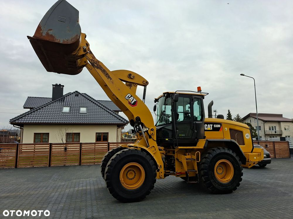 Caterpillar CAT 930 M - 9