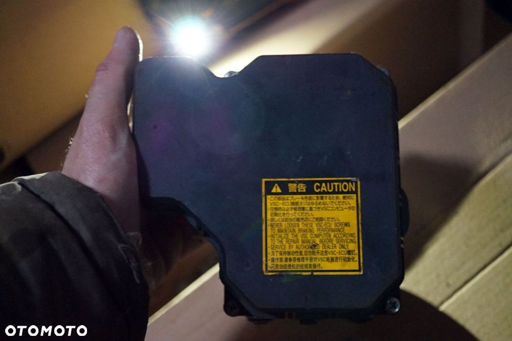 POMPA HAMULCOWA ABS RAV4 III 2.2 D4D 44540-42100 89541-42220 133800-7970 TOYOTA 2005-2008 - 2