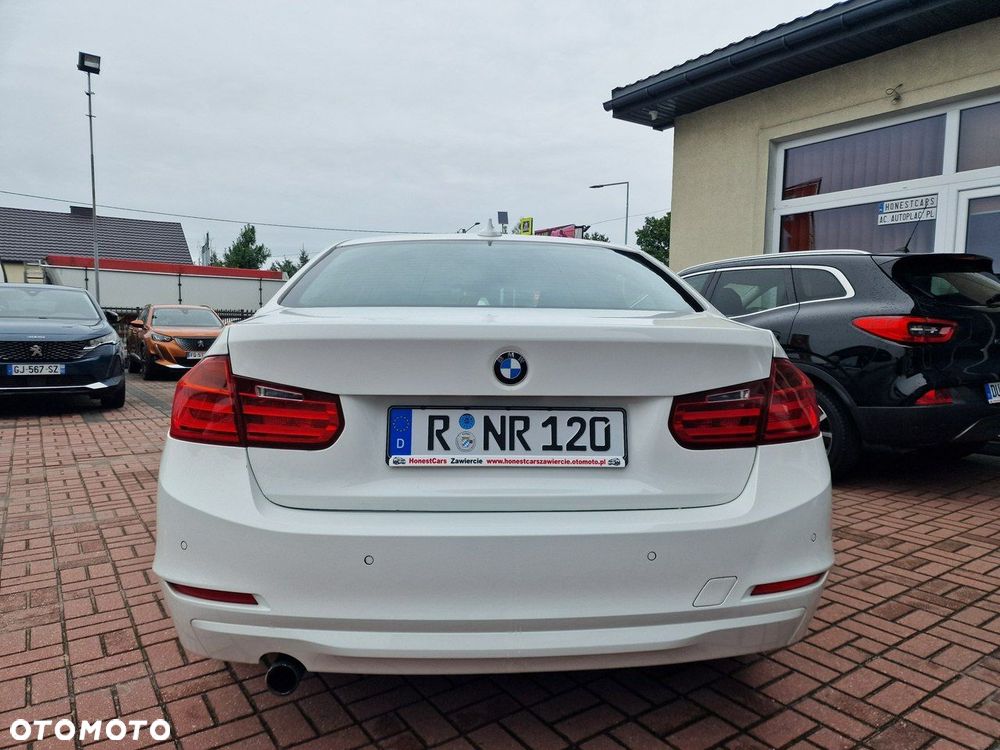BMW Seria 3 320d xDrive - 6