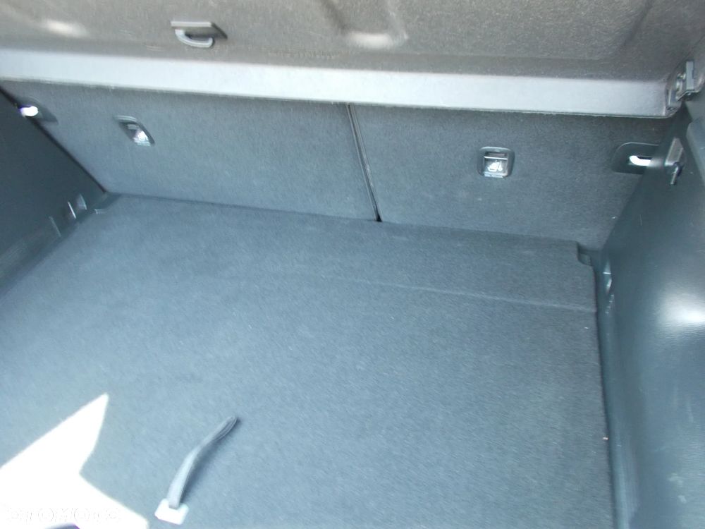 Kia Stonic - 13