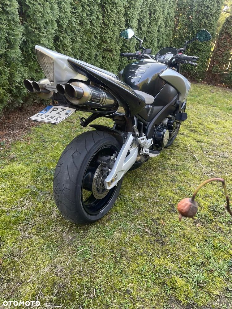 Suzuki GSX - 4