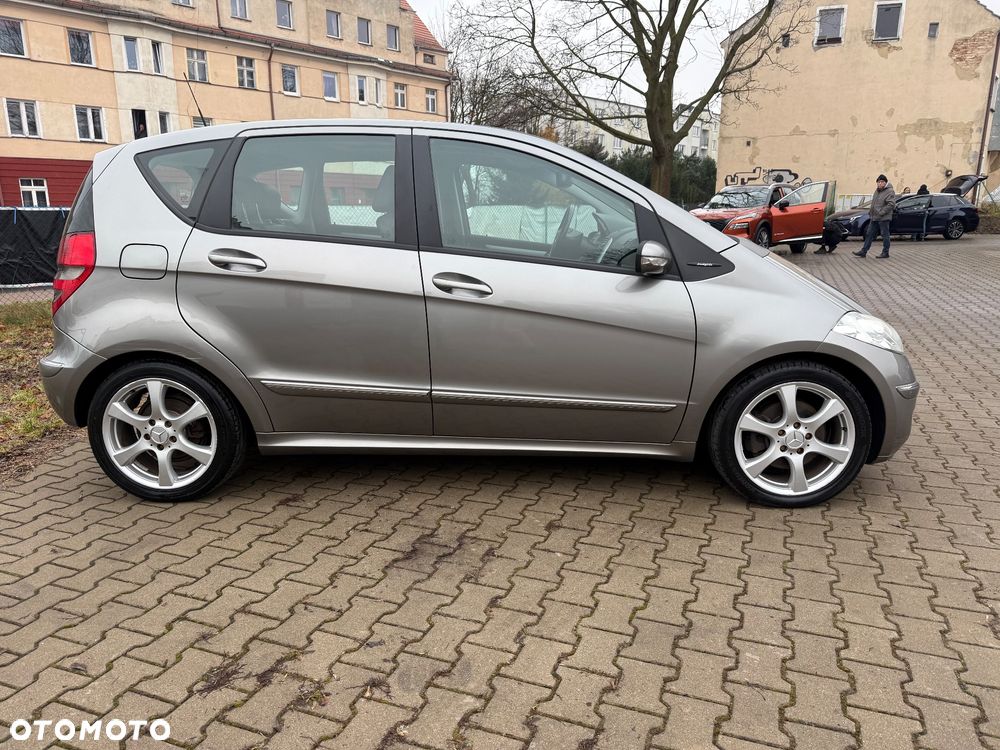 Mercedes-Benz Klasa A 200 Turbo Autotronic Avantgarde - 12