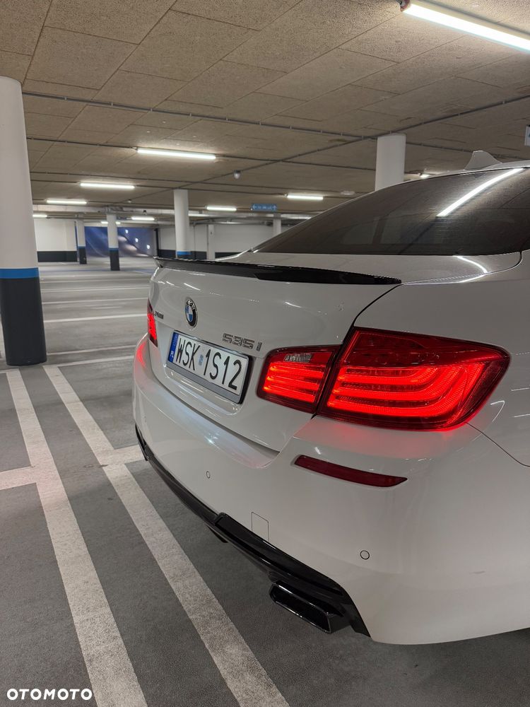 BMW Seria 5 535i xDrive - 7