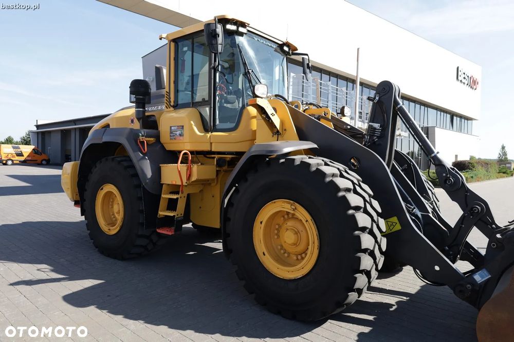 Volvo L120H - 2