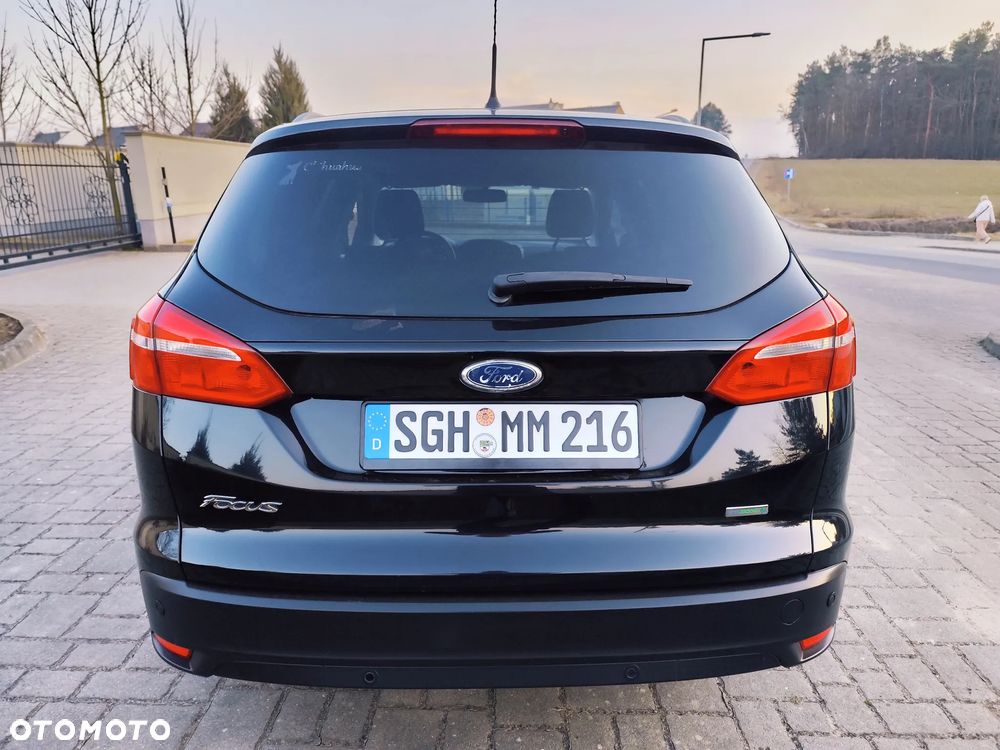 Ford Focus SW 1.0 EcoBoost Titanium - 6