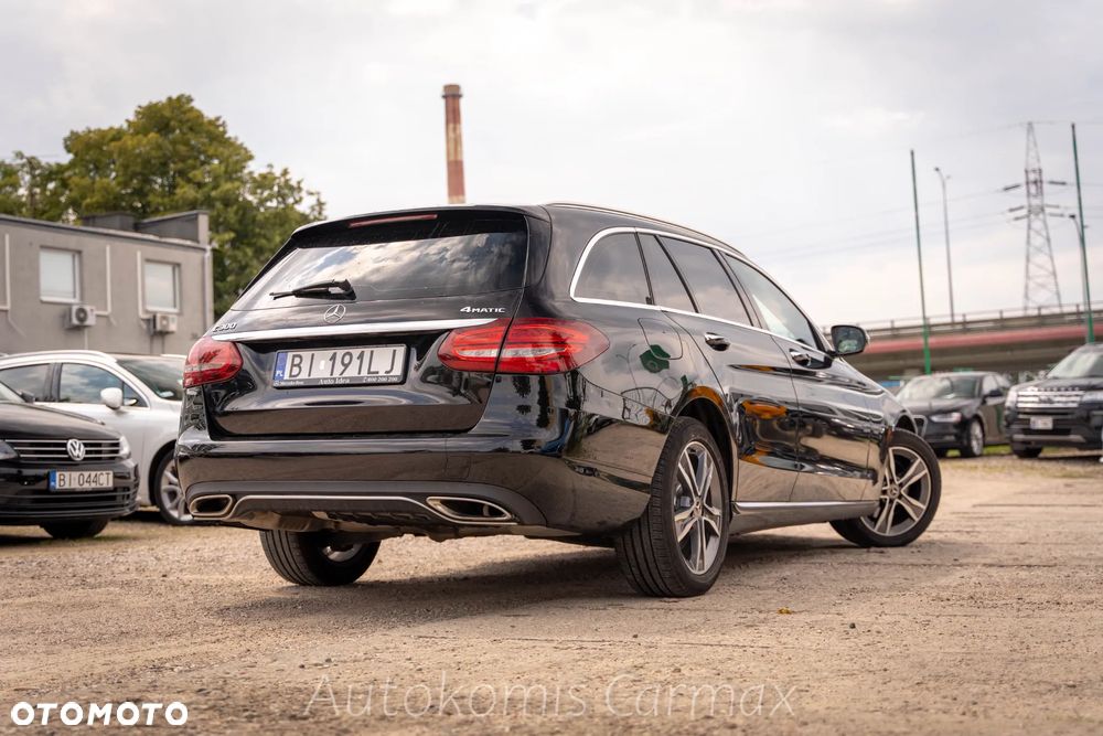 Mercedes-Benz Klasa C 300 9G-TRONIC - 7