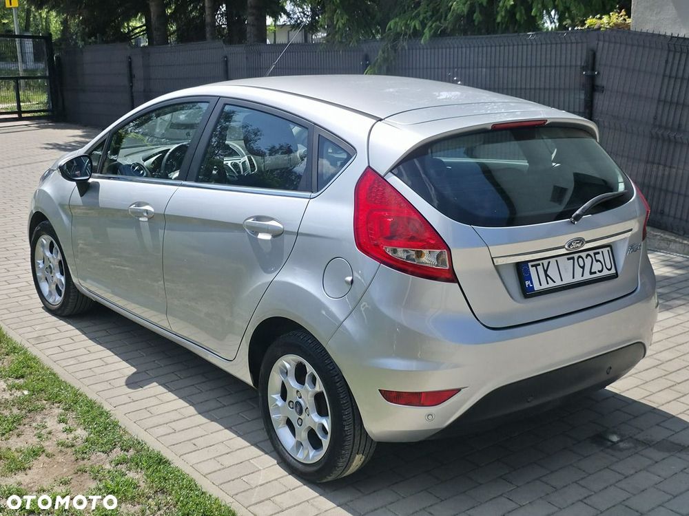 Ford Fiesta - 5