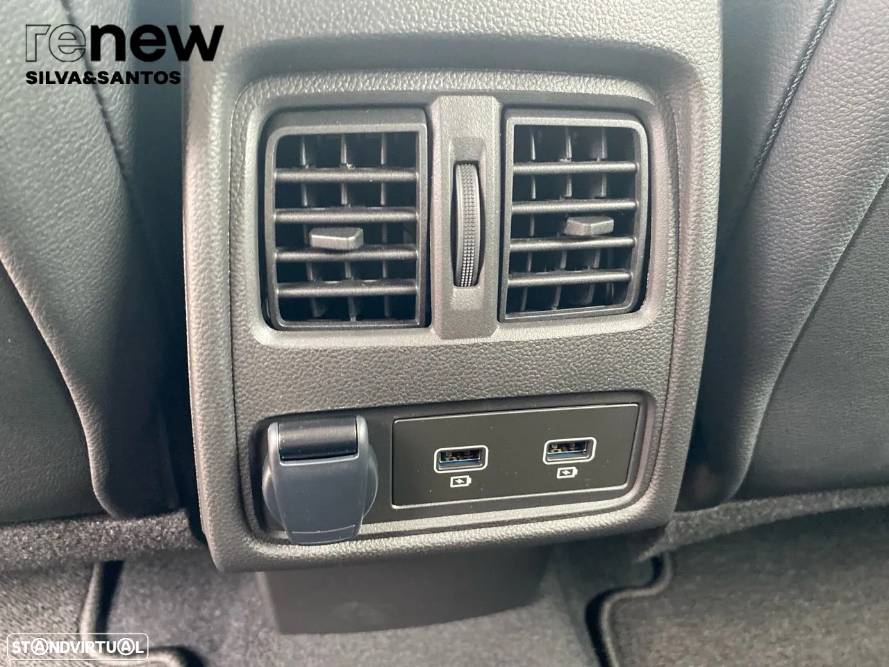 Renault Captur 1.6 E-Tech Plug-In Intens - 23