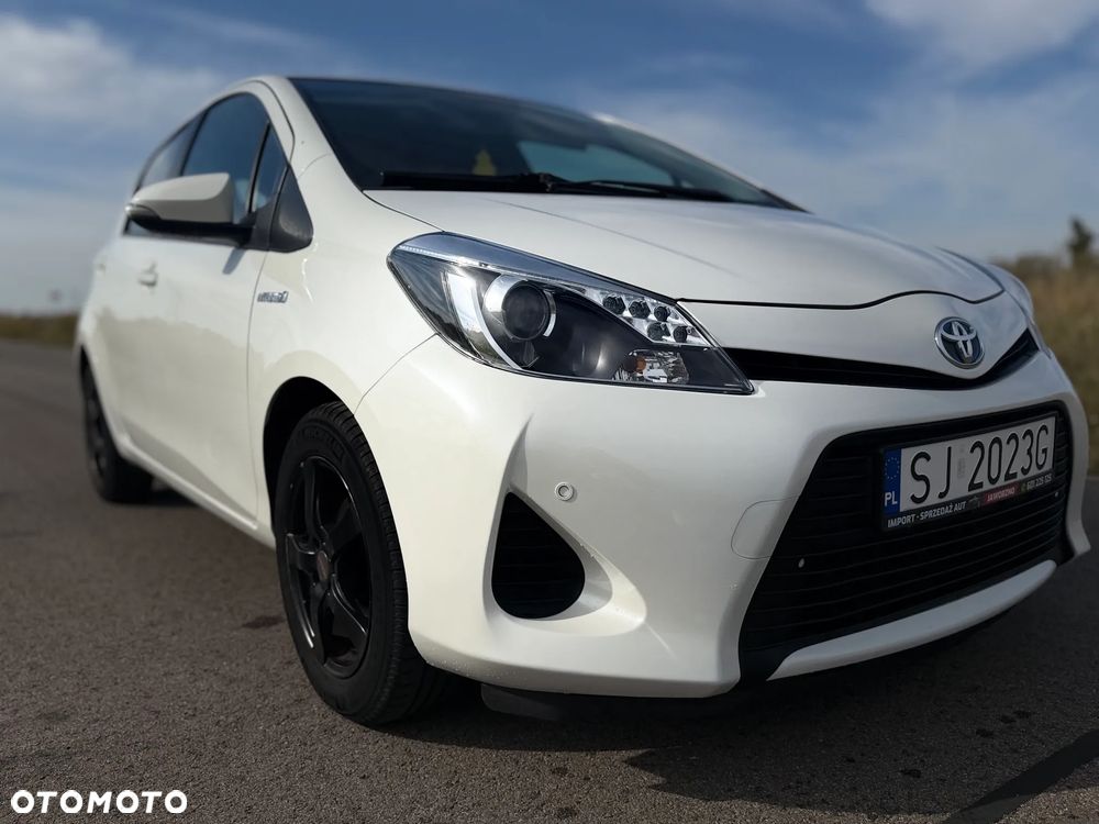 Toyota Yaris - 17