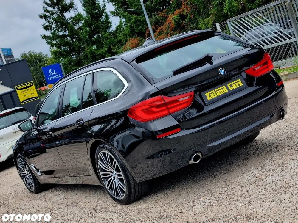 BMW Seria 5 520i Touring Sport Line - 7