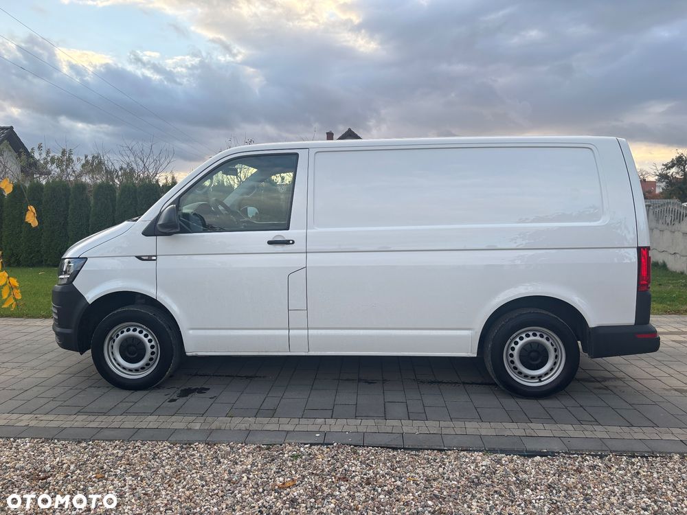 Volkswagen Transporter - 9