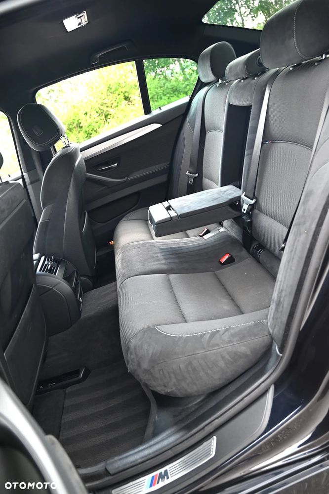 BMW Seria 5 - 34
