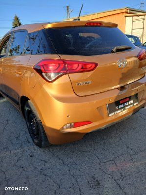 Hyundai i20 1.2 Passion - 19