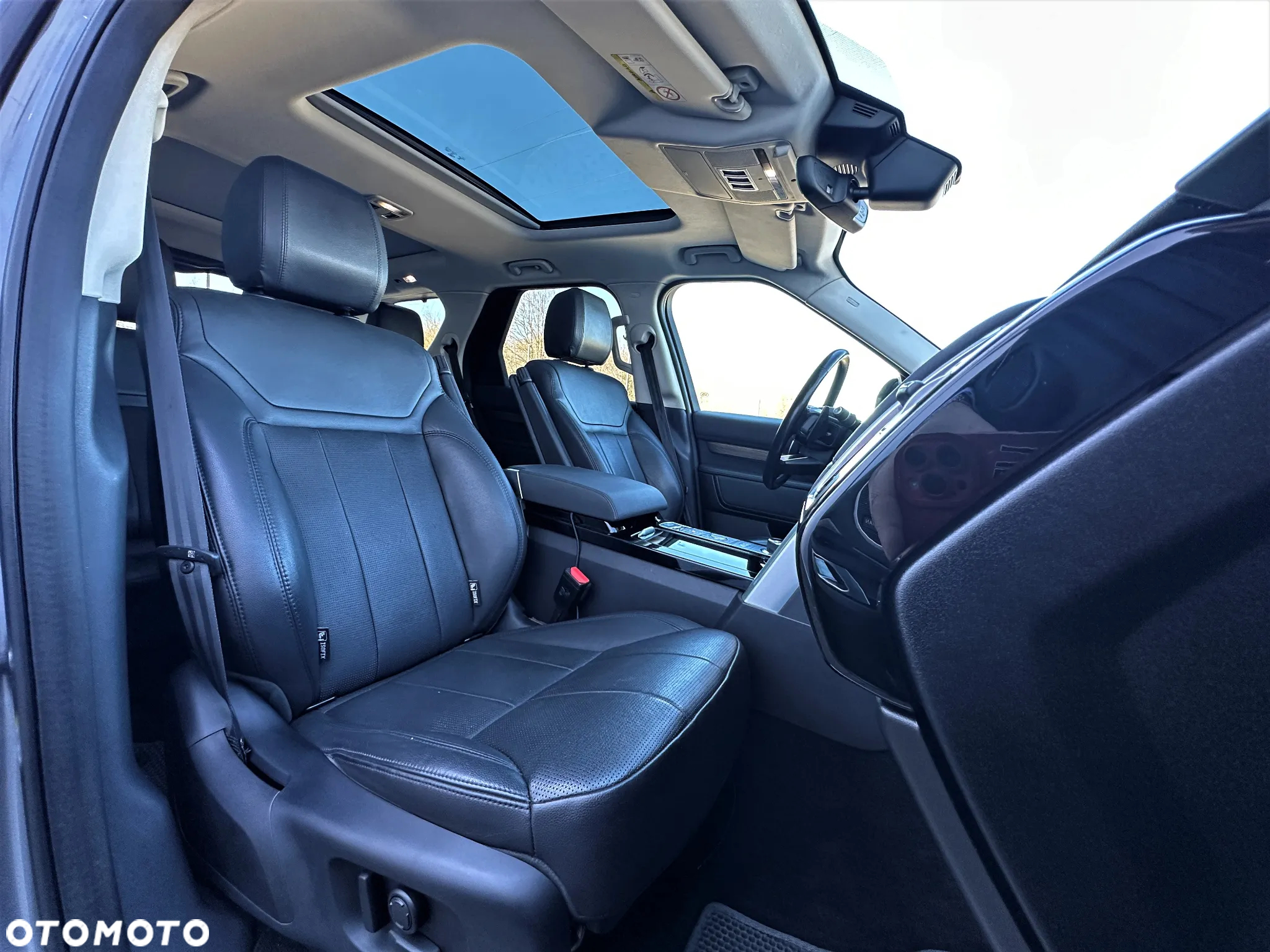 Land Rover Discovery V 2.0 SD4 HSE Luxury - 17