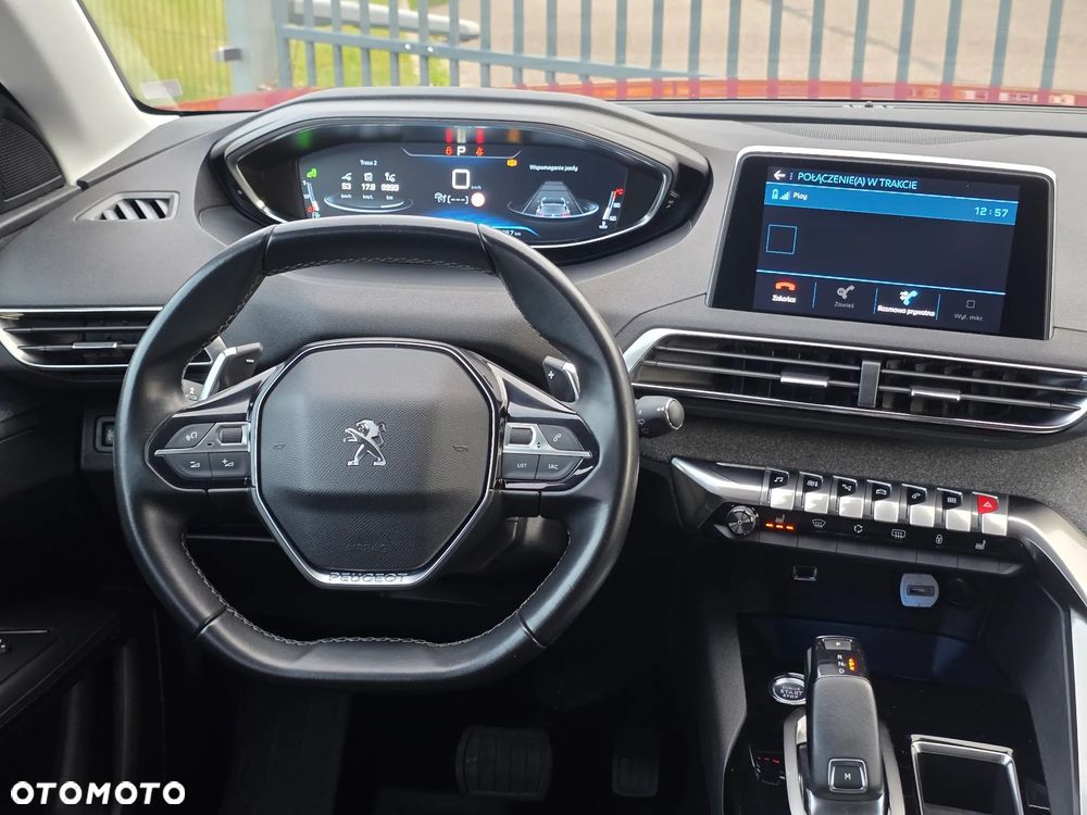 Peugeot 3008 1.5 BlueHDi Allure S&S EAT8 - 21