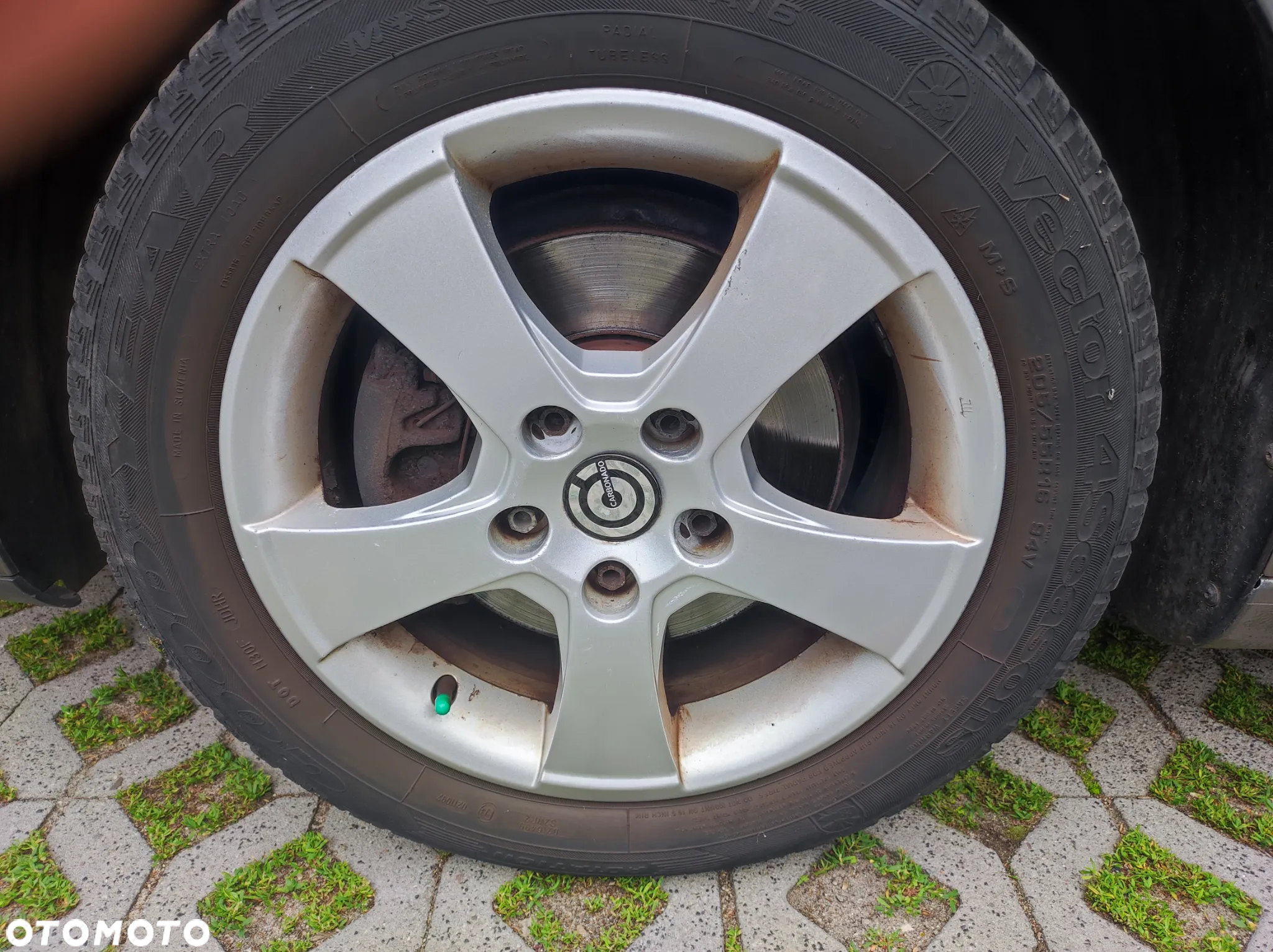 Volkswagen Touran - 14
