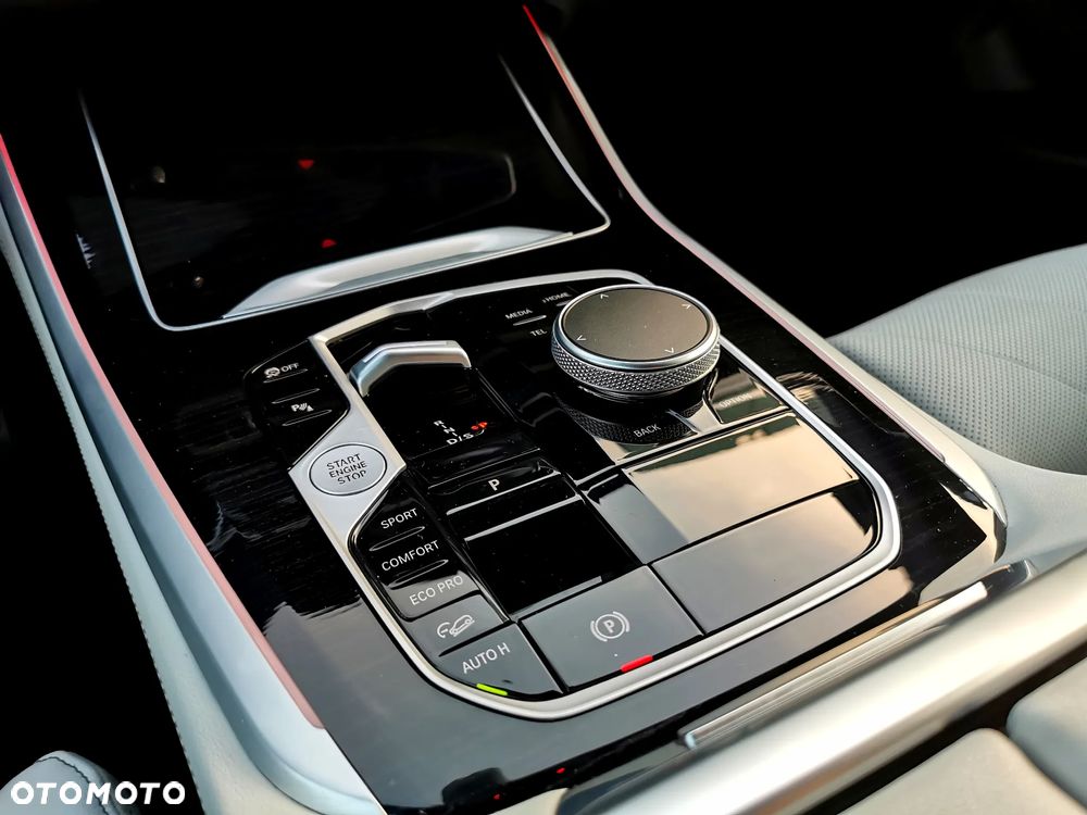 BMW X5 xDrive30d mHEV sport - 33