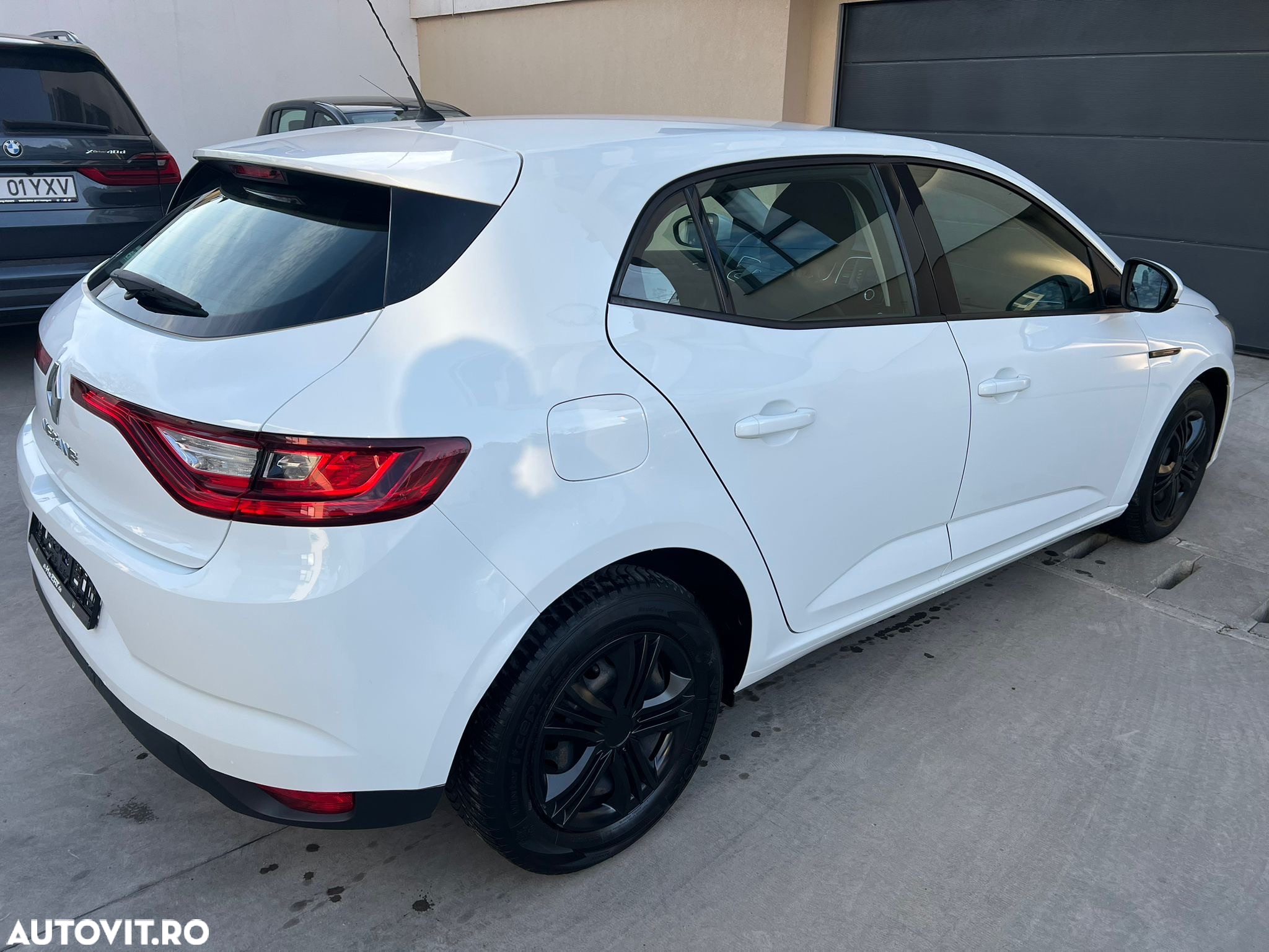 Renault Megane ENERGY TCe Life - 3